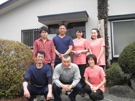 学院長・講師・スタッフの集合写真